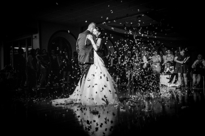 studio grand angle - photographe professionnel mariage - soirée bal - photo noir et blanc @christophe roisnel - cherbourg - equeurdreville - valognes - les pieux - normandie - cotentin - manche